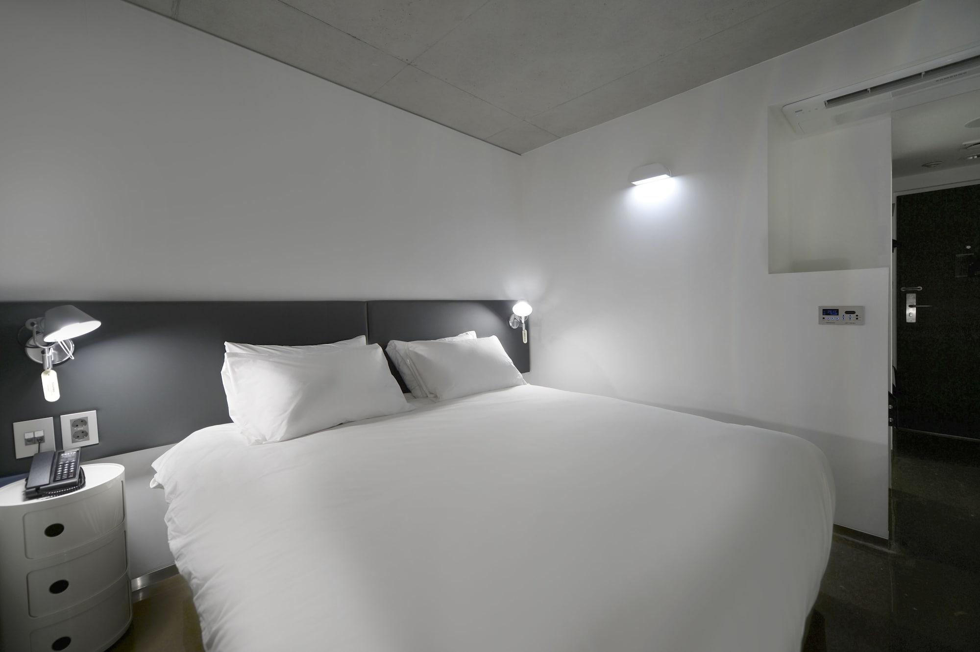Creto Hotel Myeongdong Seoul Ngoại thất bức ảnh